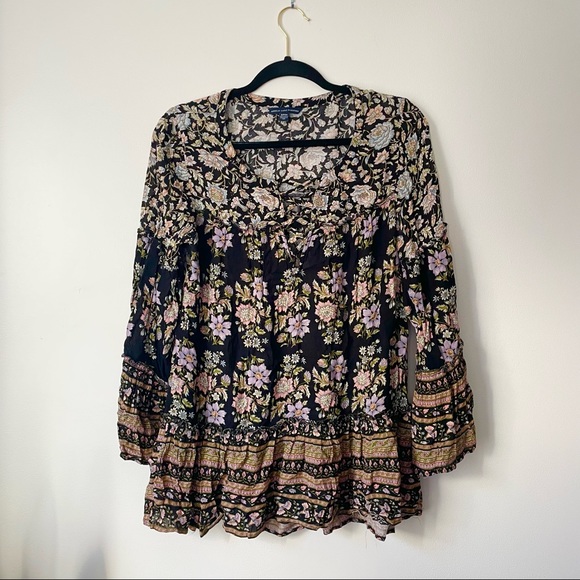 American Eagle Outfitters Tops - American Eagle Floral Bell Sleeve V-Neck Blouse